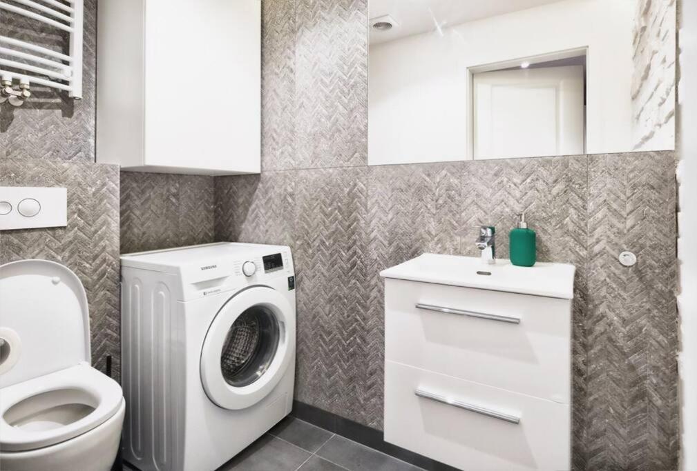 Archirent Apartament Warynskiego Γκντανσκ Εξωτερικό φωτογραφία